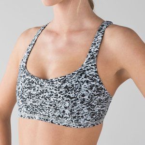 EUC Lululemon Free to Be Bra H20 Size 4 Swim Fabric